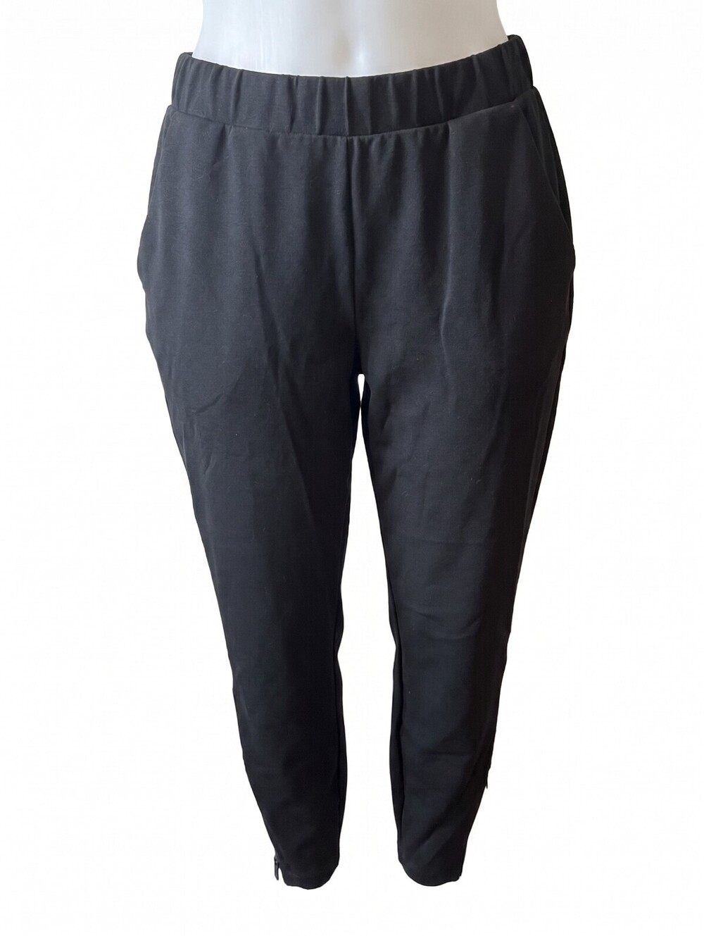 Universal Standard Black Stretch Rayon Nylon Pants with Zipper Detail, Size XS